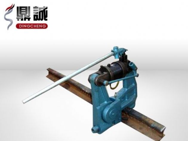 點擊查看詳細信息<br>標題：液壓鋼軌擠孔機 閱讀次數：4200