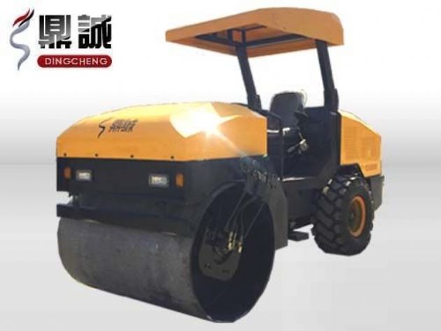 點擊查看詳細信息<br>標題：4噸單鋼輪振動壓路機 閱讀次數：13313