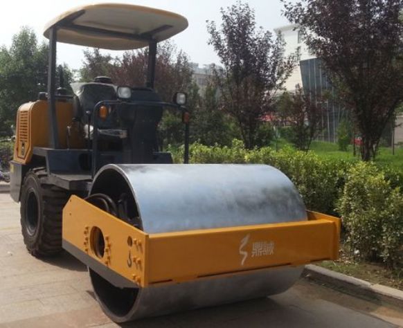 點擊查看詳細信息<br>標題：3.5噸單鋼輪座駕壓路機 閱讀次數：13456